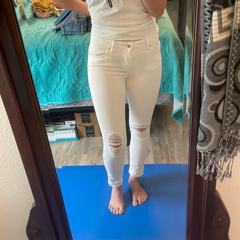 White ripped skinny jeans Jessica Simpson
